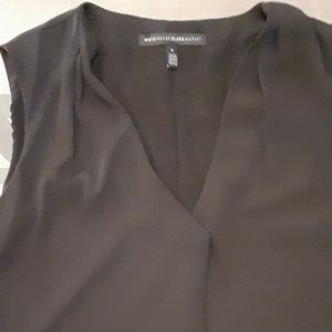 EUC WHBM Black Split Pleat Shell, Size 6